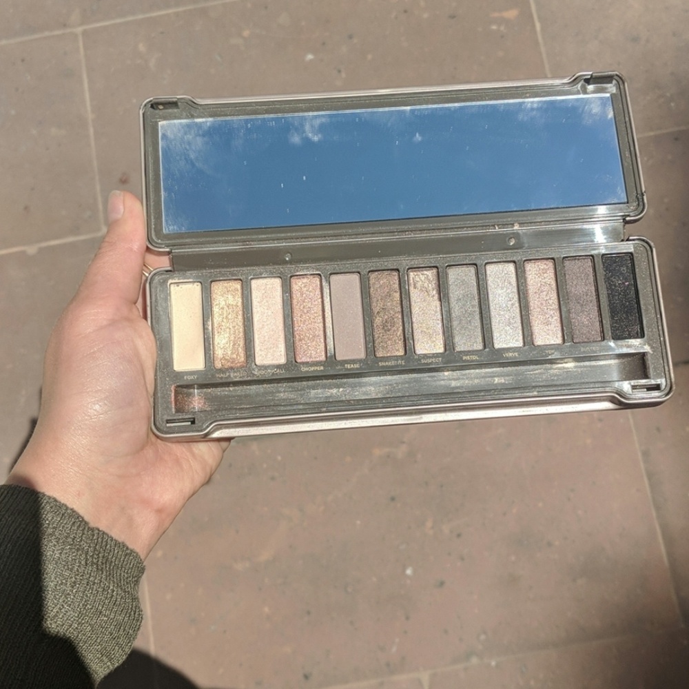 Eyeshadow